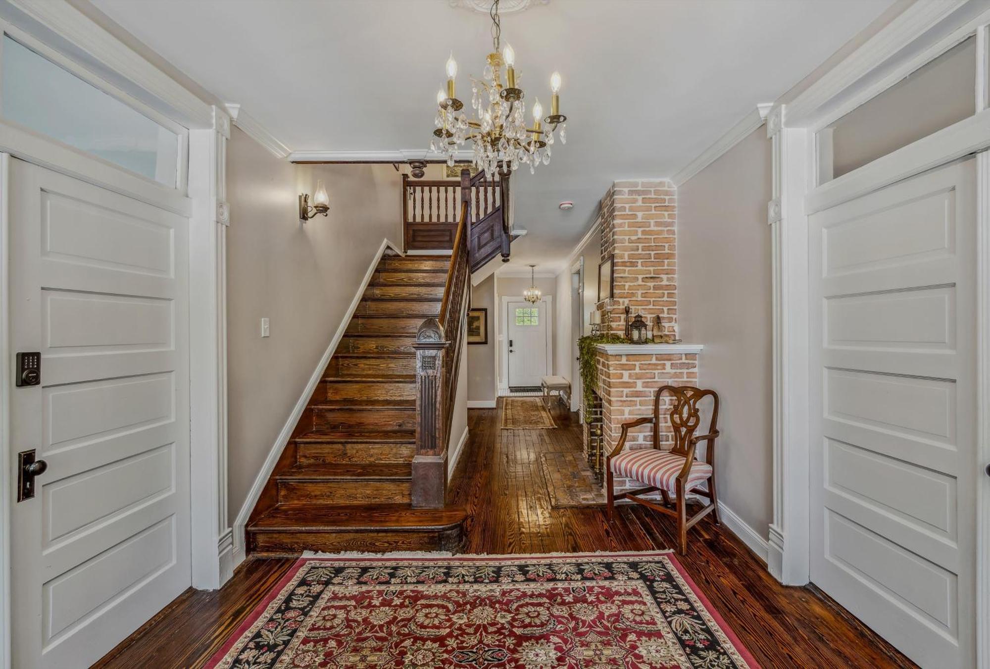 The Grand Castalian Inn Bed And Breakfast Berkeley Springs Exterior photo